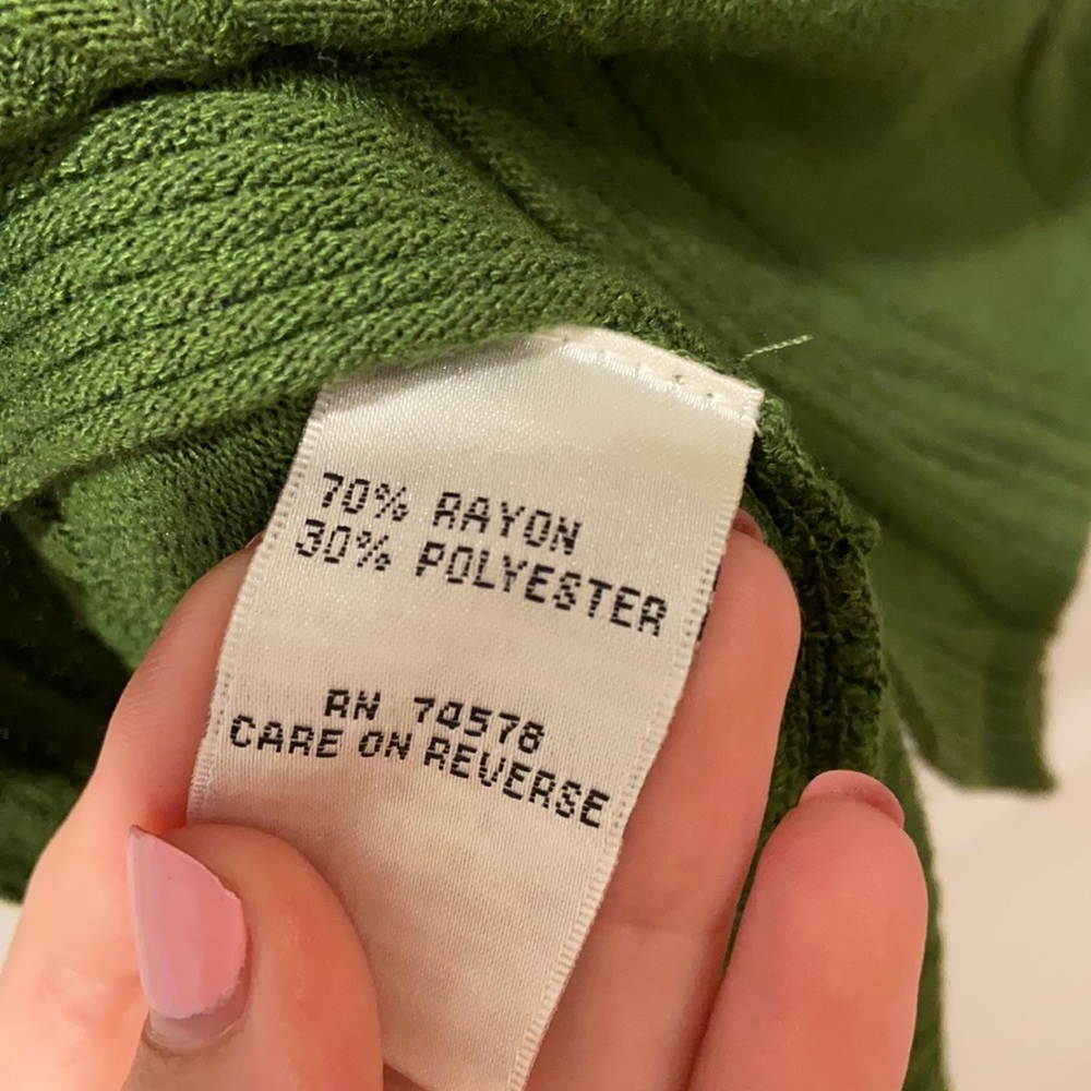 Cache V-Neck Green Textured Tank Top Size XS - Picture 8 of 8